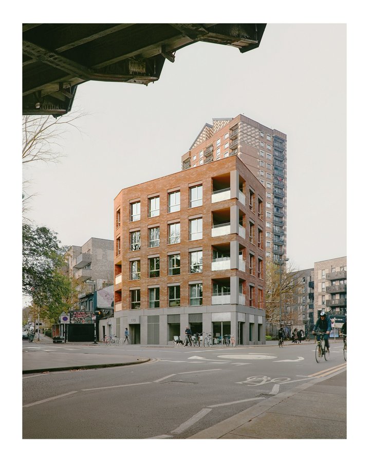 CG by @analog1.eu